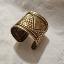 Ancienne Manchette Ethnique