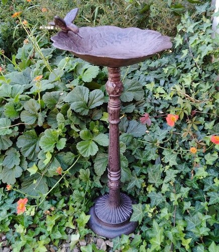 Abreuvoir oiseaux style ancien