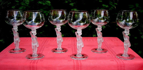 Bayel bacchus wine - bayel, glasses