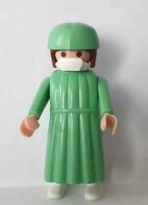 ASSISTANTE CHIRURGIEN