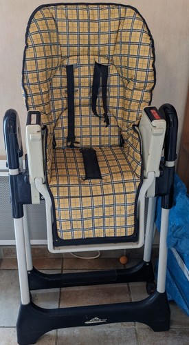 Chaise haute bébé - chaise,
