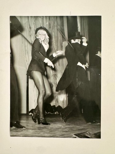 Sylvie vartan avril - sylvie,