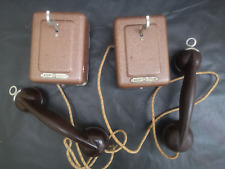 AOIP  Lot 2 telephones anciens d'usine bakelite  Bon état