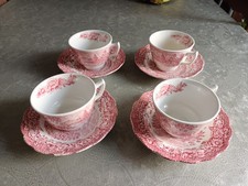 lot de 4 Tasses et Soucoupes