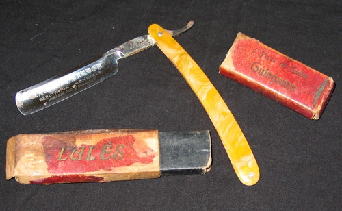 Rasoir the lord - rasoir, barber