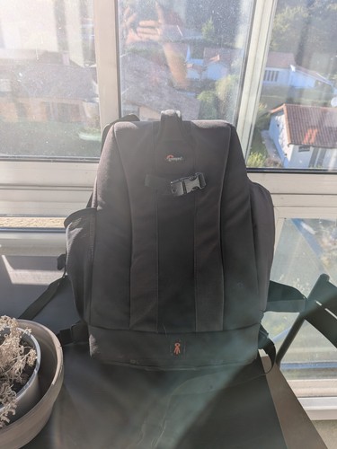 Lowepro flipside 300 - lowepro, aw