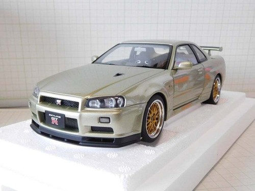 Aa1 nissan skyline - aa1/18,