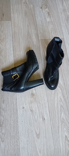 Bottines bata cuir - en,