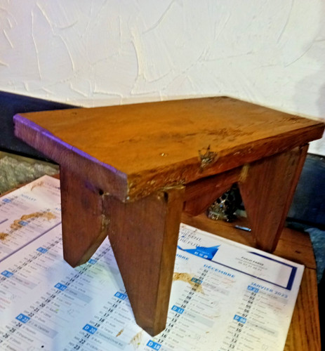 Petit banc repose pied - banc,