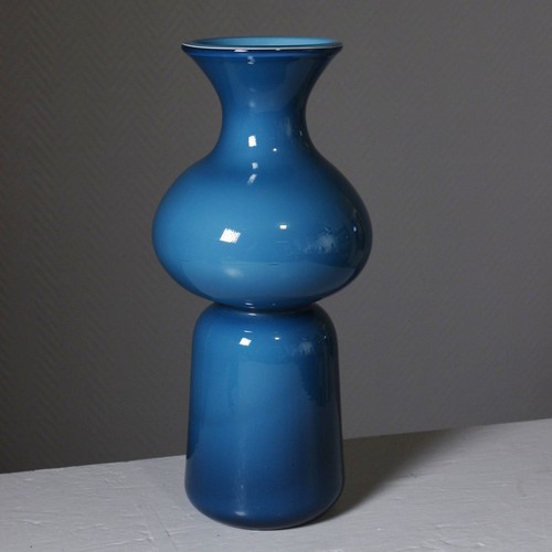 Vase opaline multicouche - , bleue