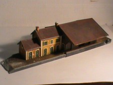 ensemble HO JOUEF/ GARE + DEPOT MARCHANDISE/ PATINEE/COLLEE/ECLAIRAG