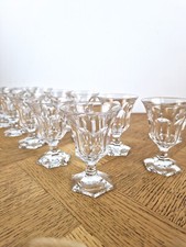 Lot de 12 anciens verres en