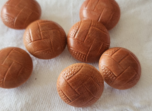 Lot boutons anciens bois - boutons,