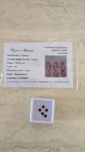 Lot grenats - 5,
