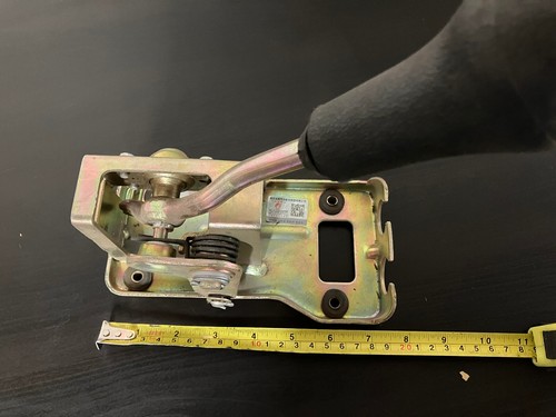 New universal shifter assembly