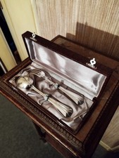 Couvert de Service à Entremet