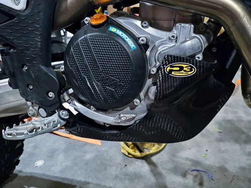 Carbon fiber skid plate - carbon,
