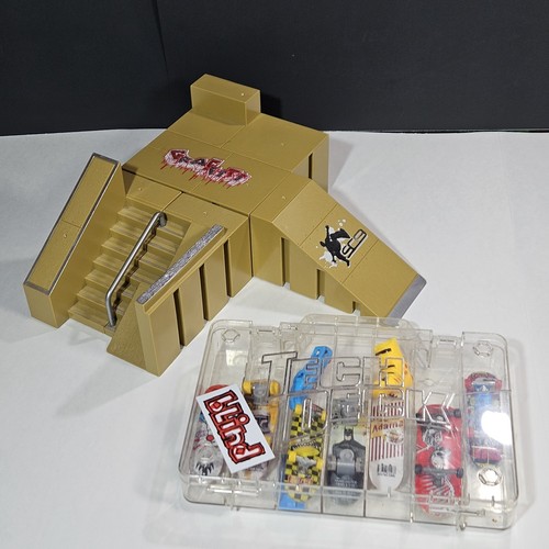 Tech deck finger - finger, park