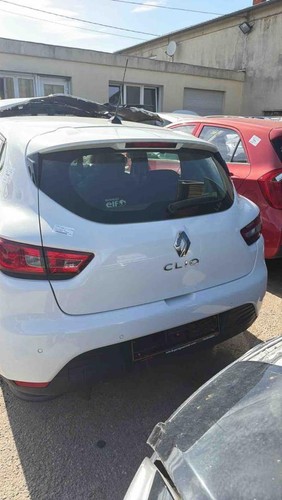 Malle hayon arriere renault - malle/hayon,