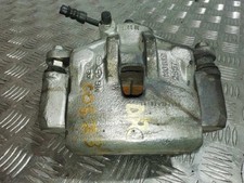 ETRIER DE FREIN AVANT DROIT /