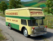 Camion JOUSTRA 432 Messageries