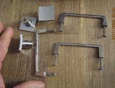 Petites Poignées de Porte