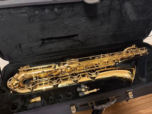 Saxophone baryton