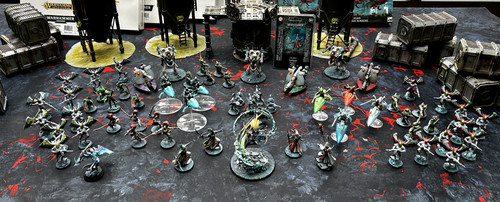 Huge warhammer 40000 - warhammer,