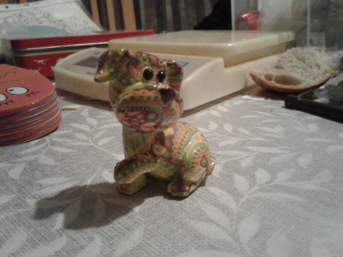 Petit chien résine - petit,