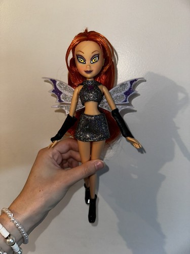 Poupée winx dark - winx, bloom