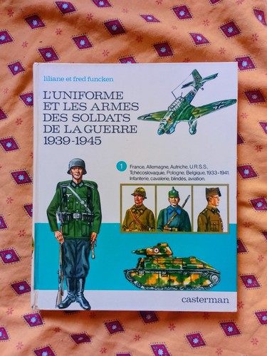 Uniforme les armes - l'uniforme, des