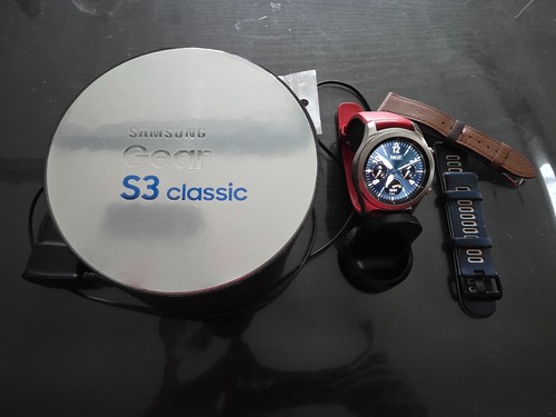 Montre connectée samsung gear - connectée,
