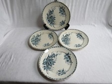 4 assiettes plates faïencerie
