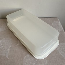 Grande boîte de présentation rectangulaire Tupperware