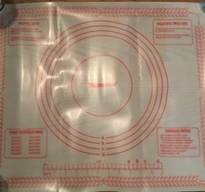Vintage 1977 Tupperware Pastry/Pie/Tart Mat #3899 
