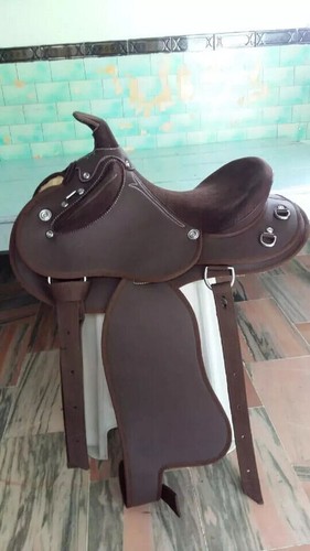 Belle selle synthétique