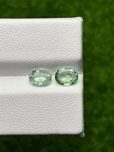 Paraiba tourmaline vert néon