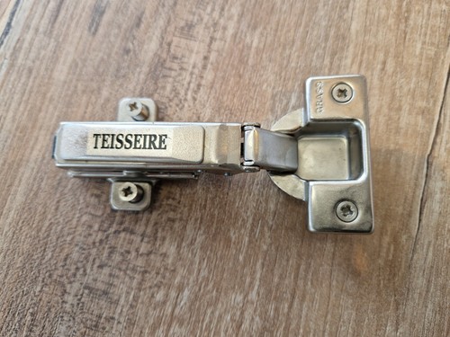 Charnière pour cuisines - charnière,