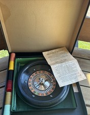 Vtg Game of Roulette Portable Table Roulette Green Chips Rules