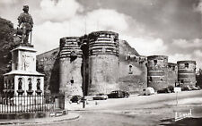 Angers - Statue of King René - Castle, caravan
