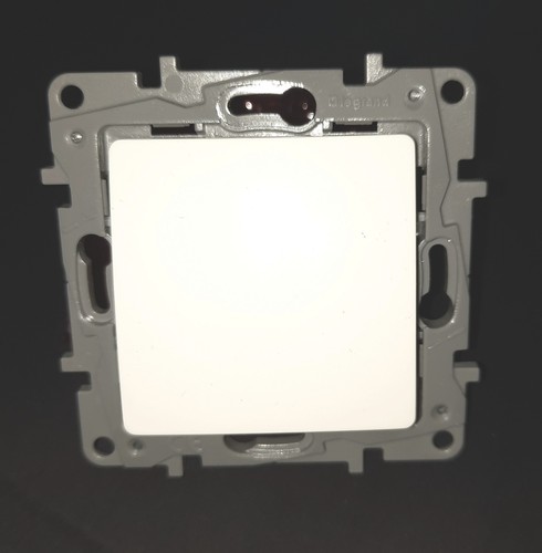 Niloé bouton poussoir blanc - blanc,