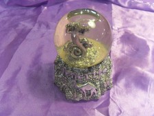 Ancienne boule à neige -  Salamandre argentée d'Espagne (Tenerife)