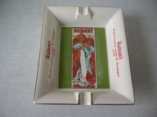 Ancien grand cendrier vide poche Champagne Ruinart en porcelaine décor femme