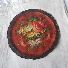 Plateau rond en métal peint