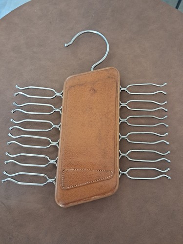 Porte cravate avec rangement - porte,