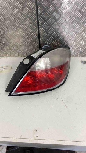 Feu arriere principal droit