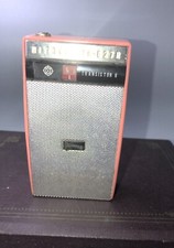 Vintage Transistor Radio Hitachi TH-627R Salmon