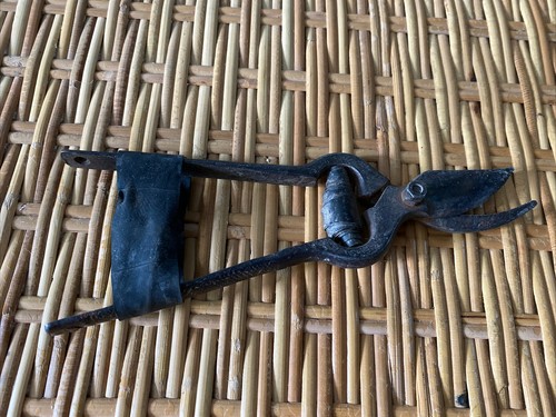 Ancien petit secateur vigneron - ancien,