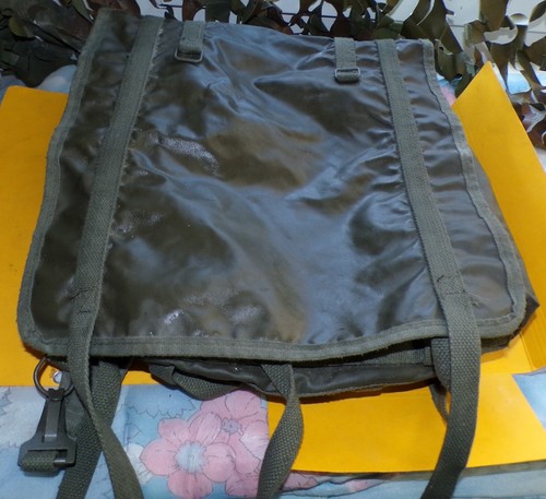 Musette militaire de - musette,