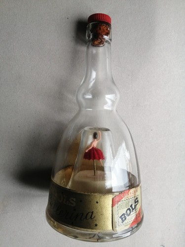 Une bouteille bols ballerina - bols,